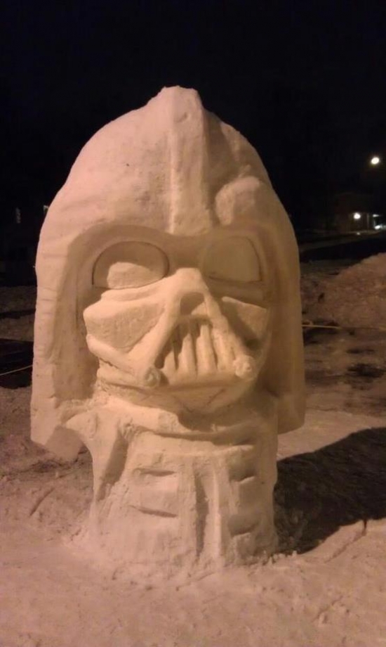 Darth Vader sand sculpture