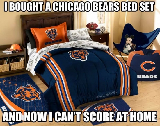 I bought a Chicagi bears bed set