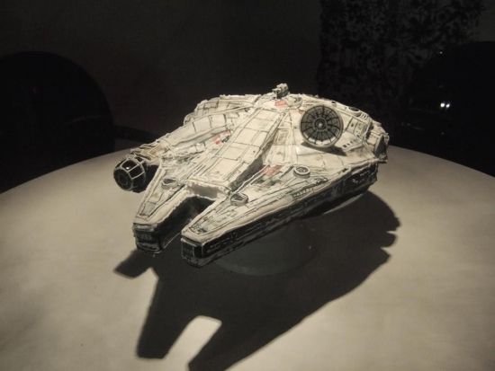 Millennium Falcon cake